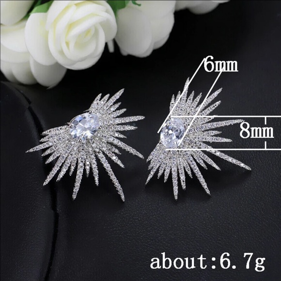 *Gorgeous* Luxury 925 Silver Stud Earrings - Picture 4 of 4